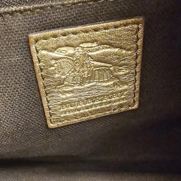 Burberry Haymarket Check PVC Leather with Gold Accents & COA - Picture 7 of 7